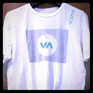 Men’s RVCA tee